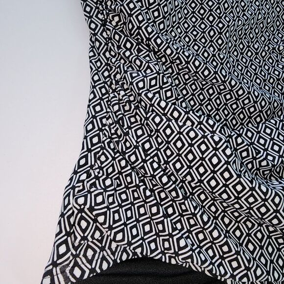 DKNY Strapless One Piece Swimsuit Black & White Size M - Picture 9 of 9